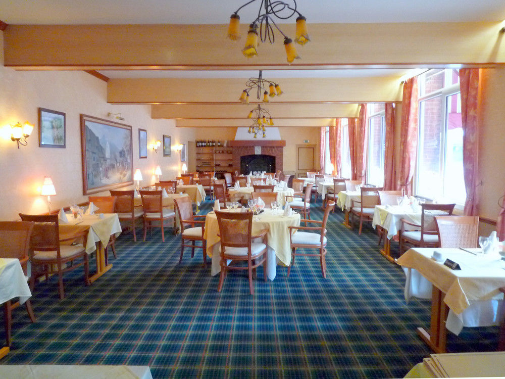 Hotel & Restaurant Le Cardinal Poix-de-Picardie المظهر الخارجي الصورة